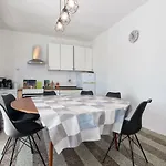 Сasa de vacaciones House Ivica